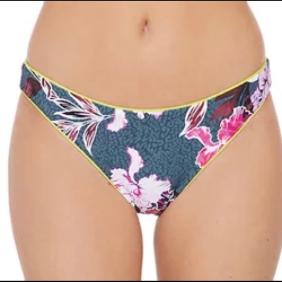 HP! 🥳 BCBGeneration Swim Suit - Picture 3 of 7